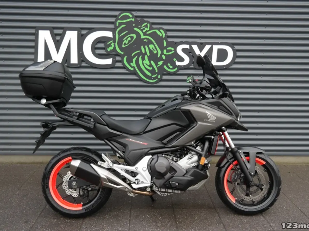 Billede 1 - Honda NC 750 XD MC-SYD BYTTER GERNE