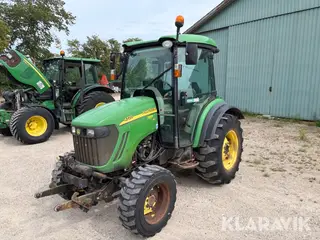 Traktor John Deere 4720