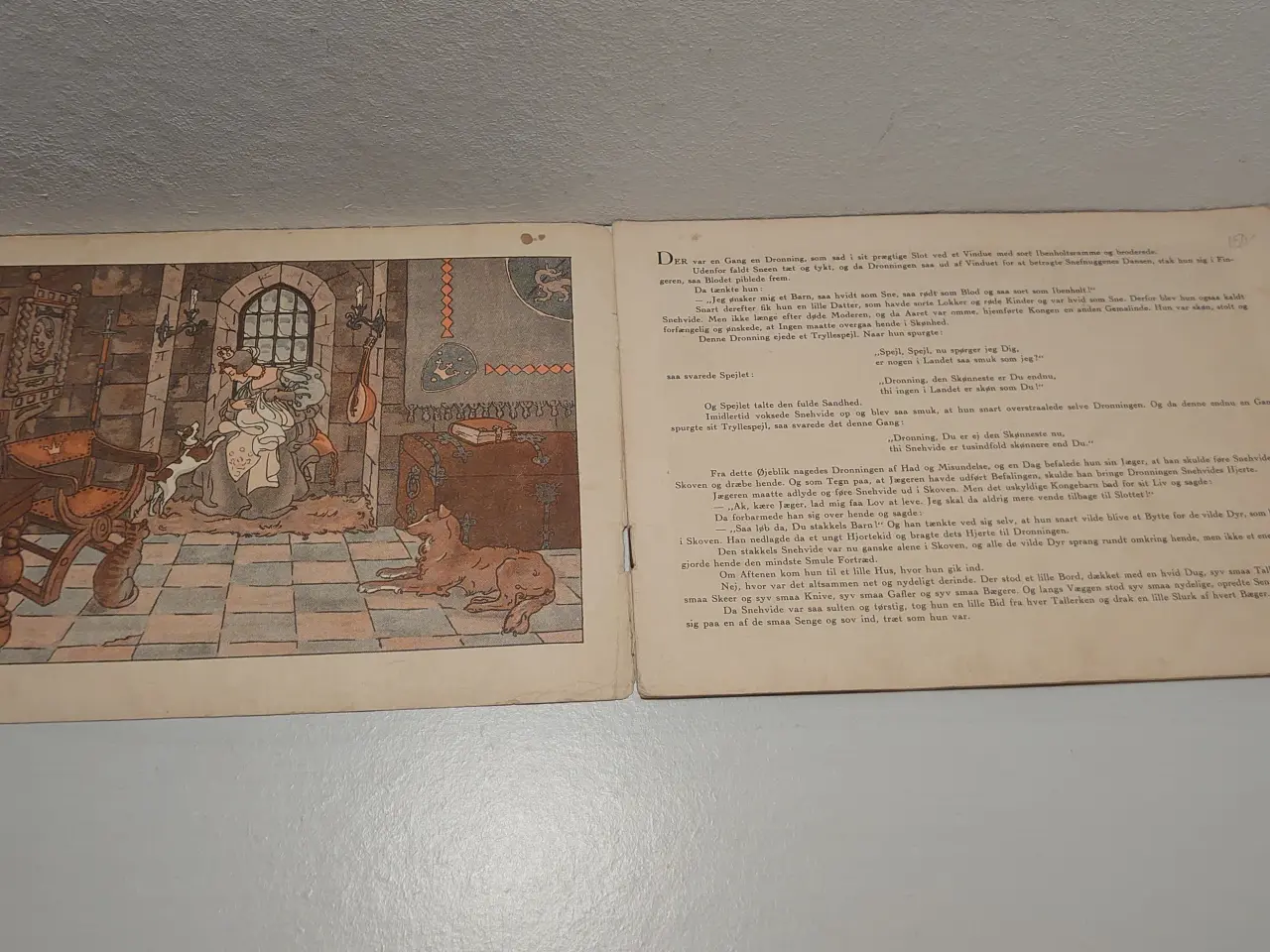 Billede 3 - Brødrene Grimm: Snehvide. ill Agnes Helms. År 1919