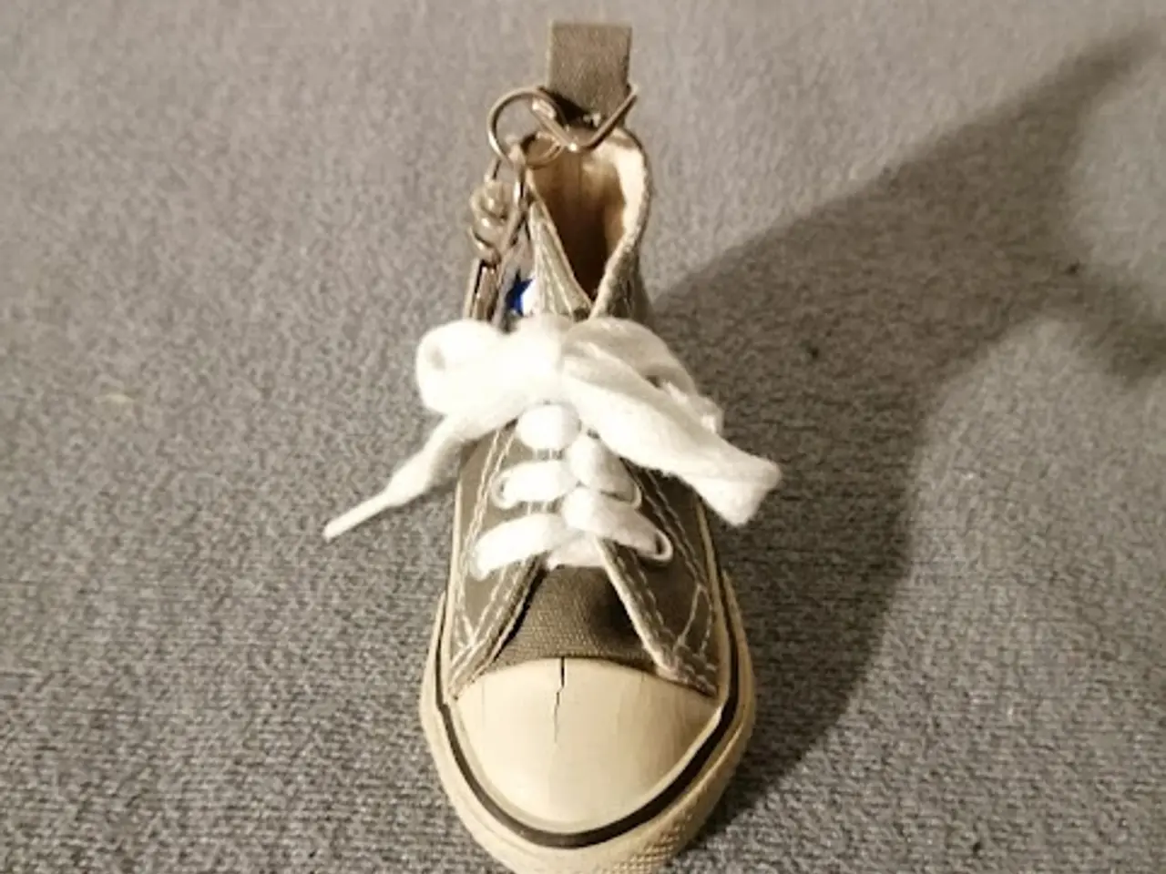 Billede 3 - Flot Converse Allstar Nøglering