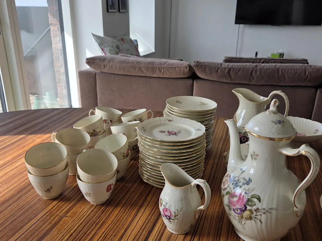 Billede 5 - Romantisk Kaffestel m/guldkant