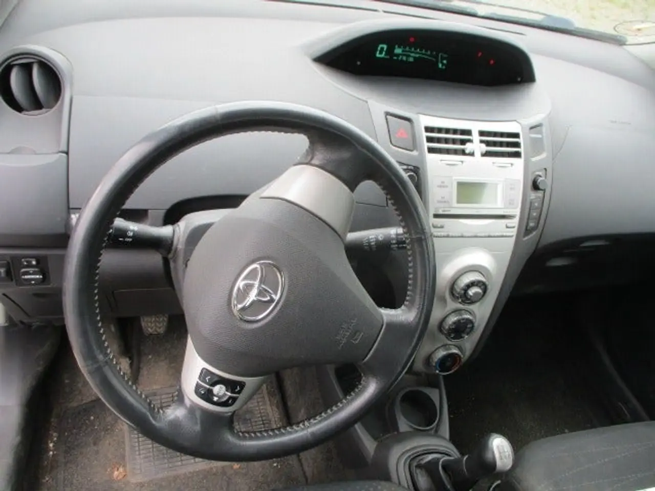 Billede 8 - Toyota Yaris 1,0 Luna