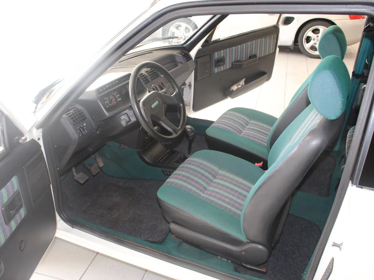 Billede 5 - Peugeot 205 1,4 Color-line