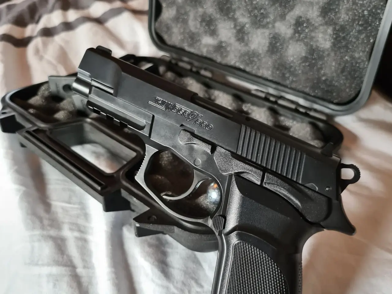 Billede 6 - CO2 pistol og El M4 Softguns 