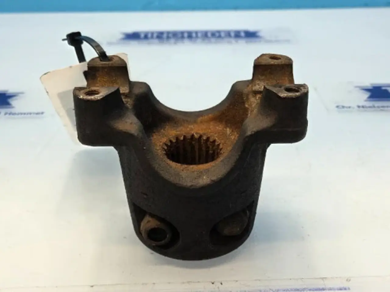 Billede 2 - New Holland LB115B Flange 9968049