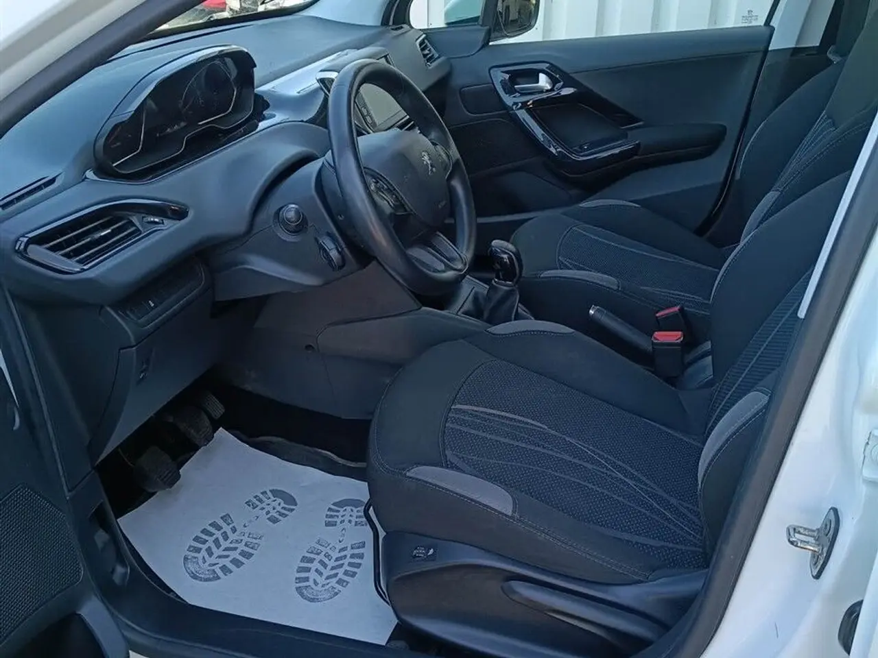Billede 2 - Peugeot 208 1,2 VTi Active 82HK 5d