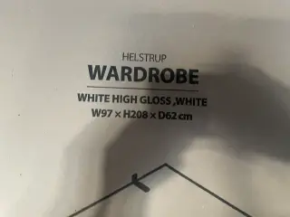 Helstrup Hvidt garderobe skab fra jysk