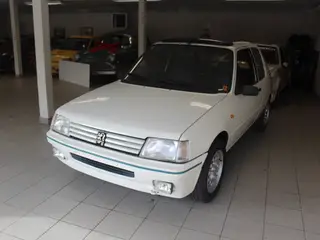 Peugeot 205 1,4 Color-line