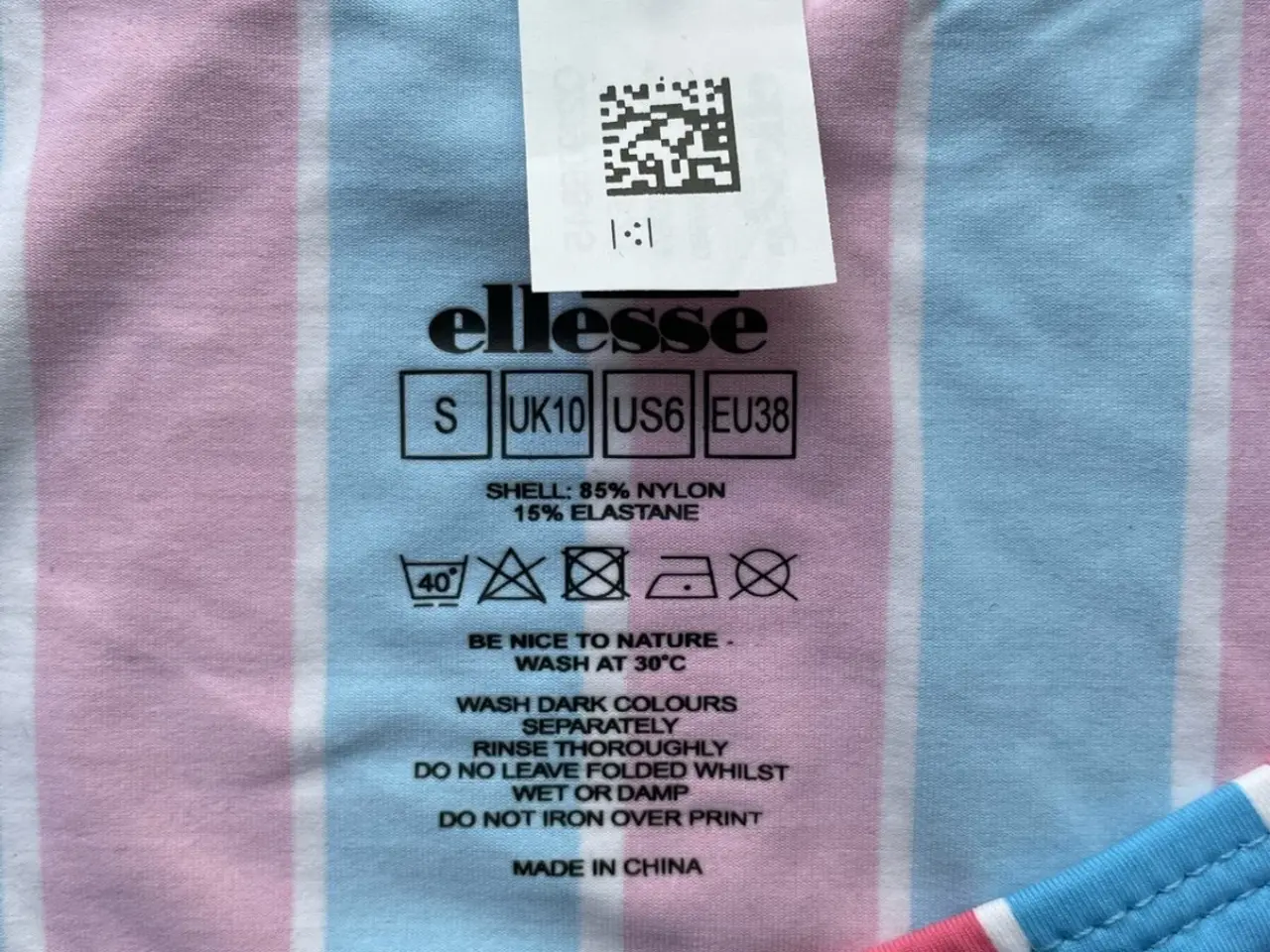 Billede 3 - Ellesse stribet bikiniunderdel