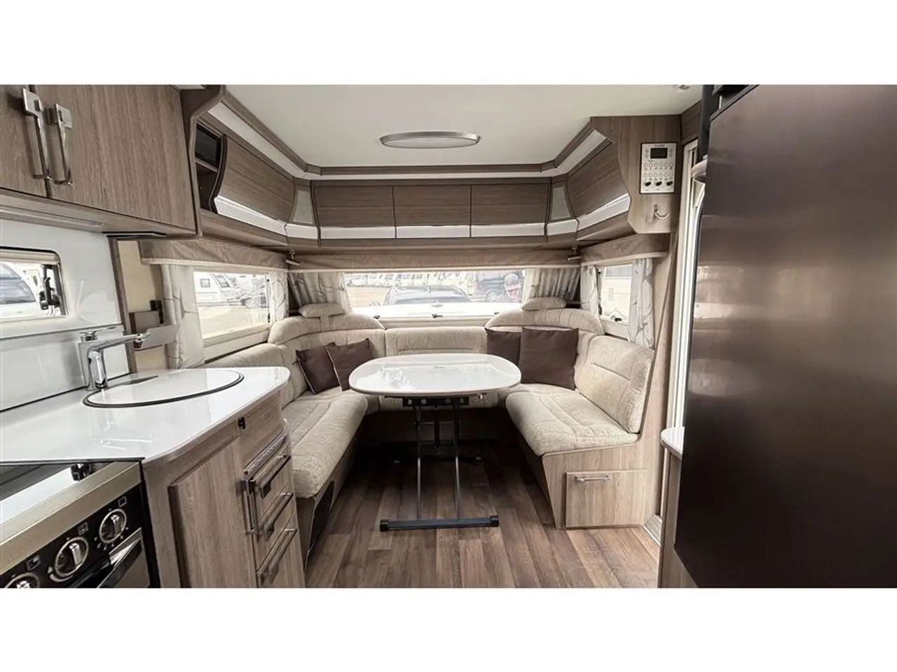 Billede 12 - 2016 - Kabe Royal 600 E TDL KS Pæn og velholdt campingvogn
