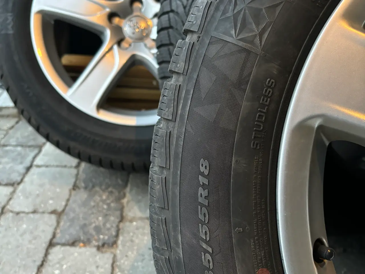 Billede 5 - 18” vinterdæk på org. Audi alufælge