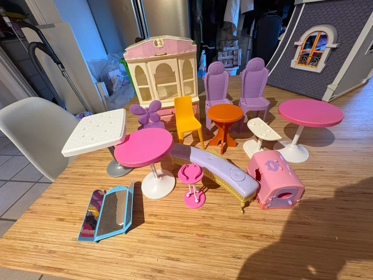 Billede 11 - Barbie og miraculous hus, bil, dyr og dukker