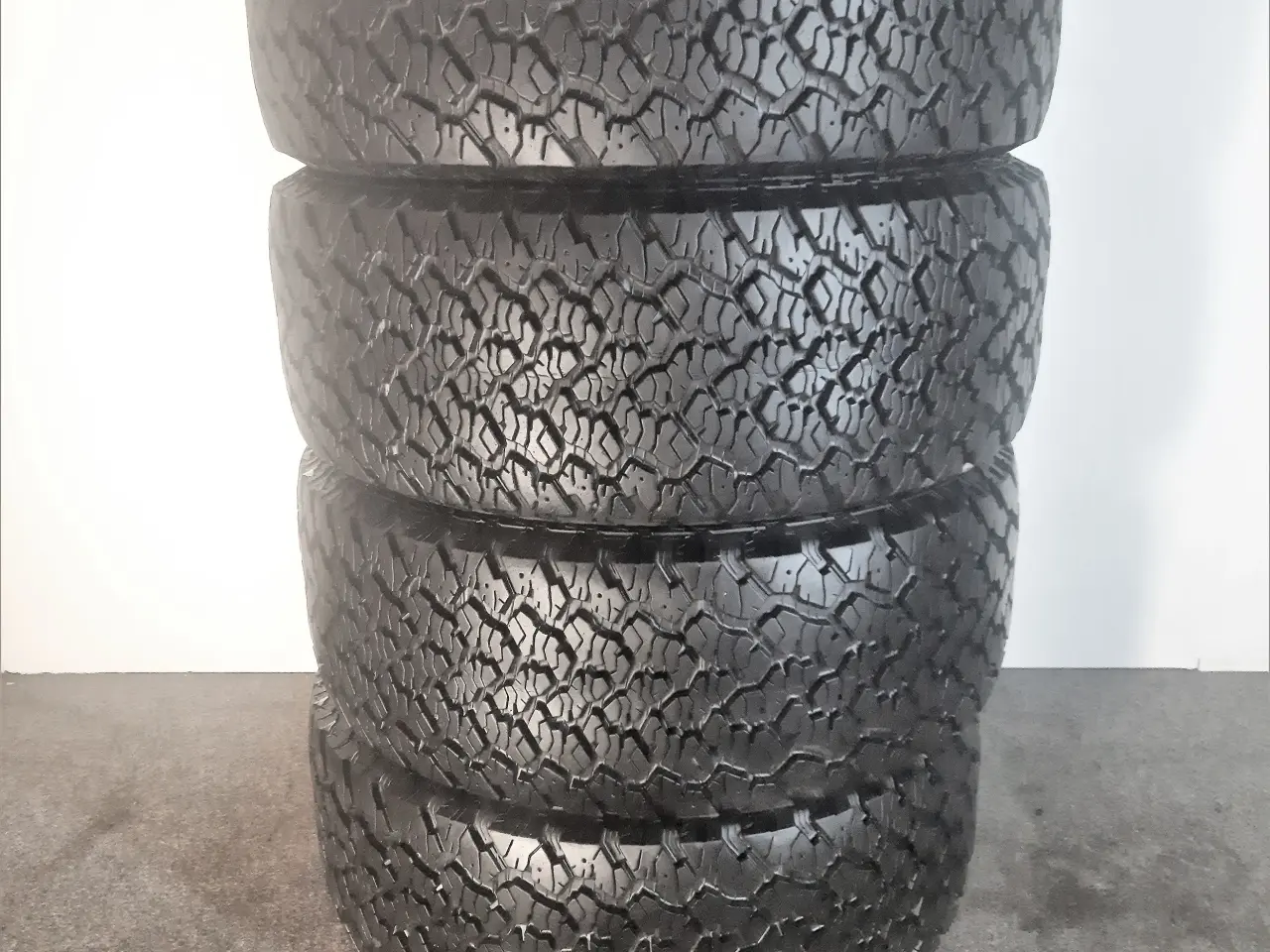 Billede 2 - helårsdæk - 255/55R18 109H M+S General Grabber