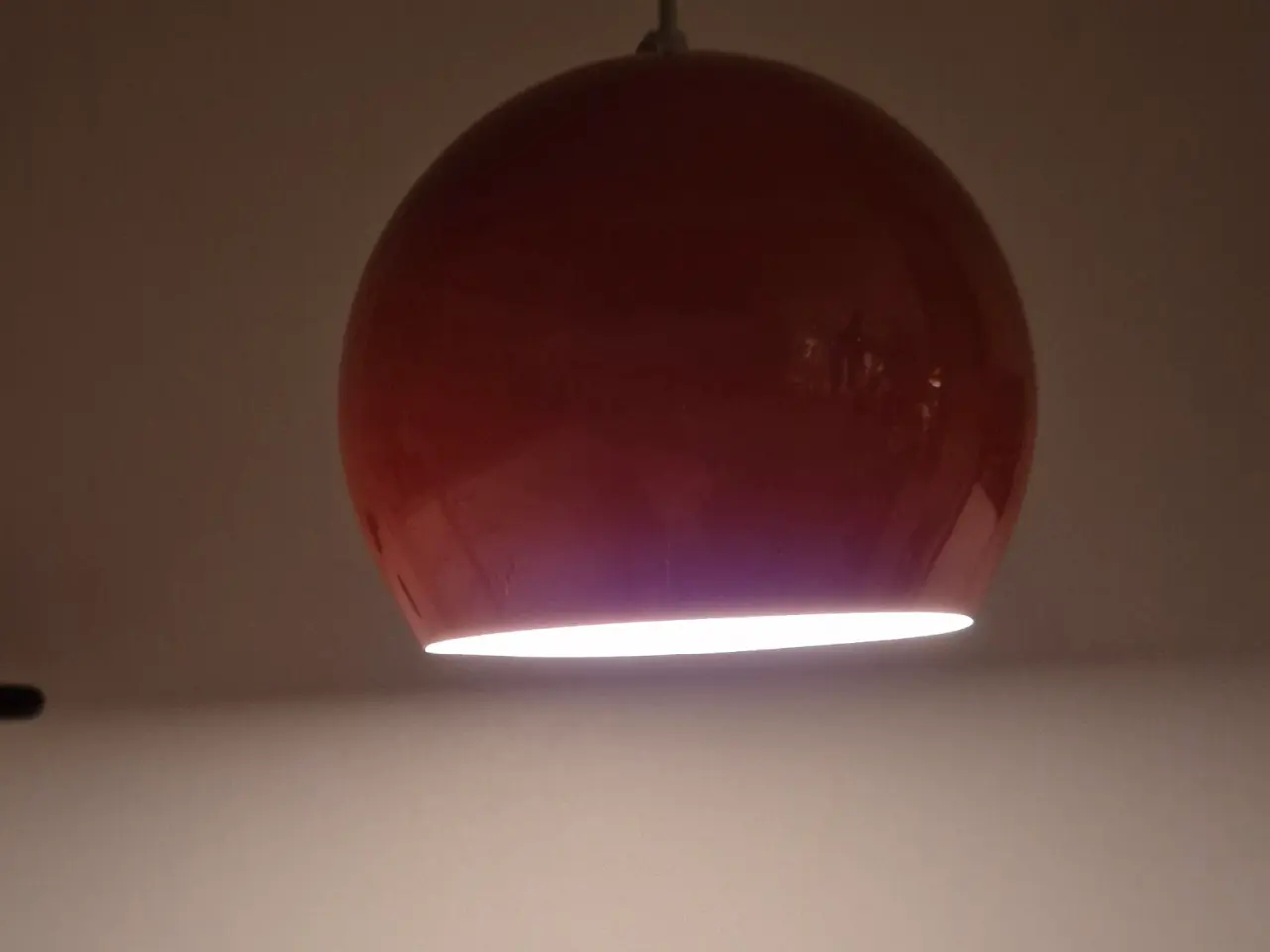 Billede 5 - Smuk orange kuglelampe