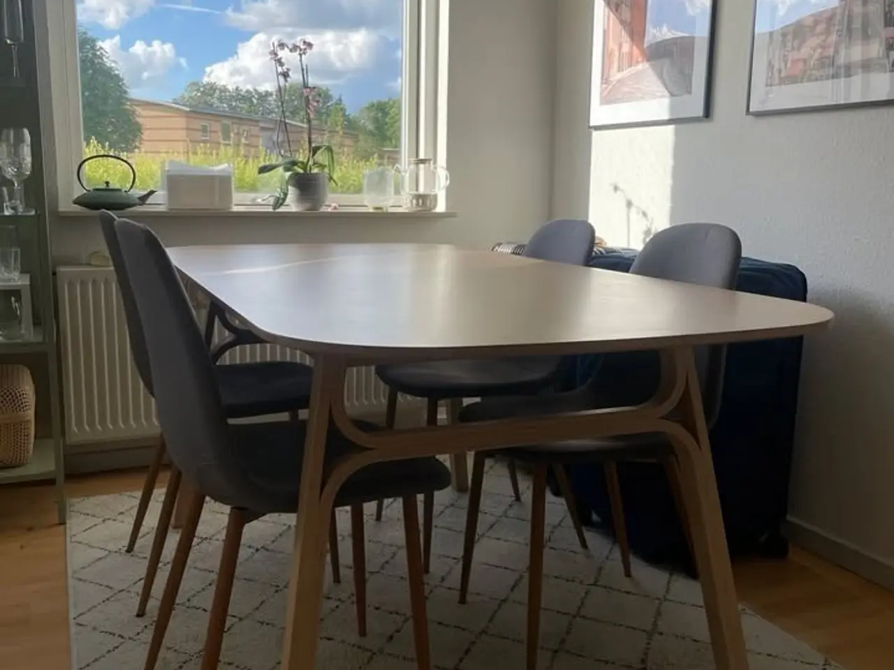 Billede 2 - Spisebord (IKEAs VOXLÖV)