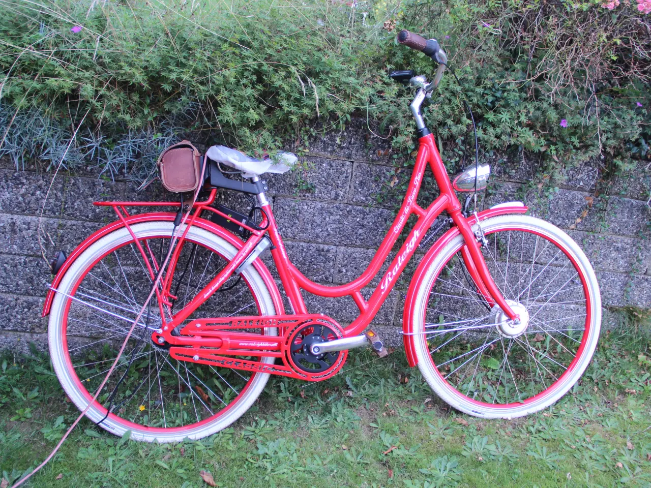 Billede 2 - KØBES KØBES: Taskebatteri til Raleigh El-cykel