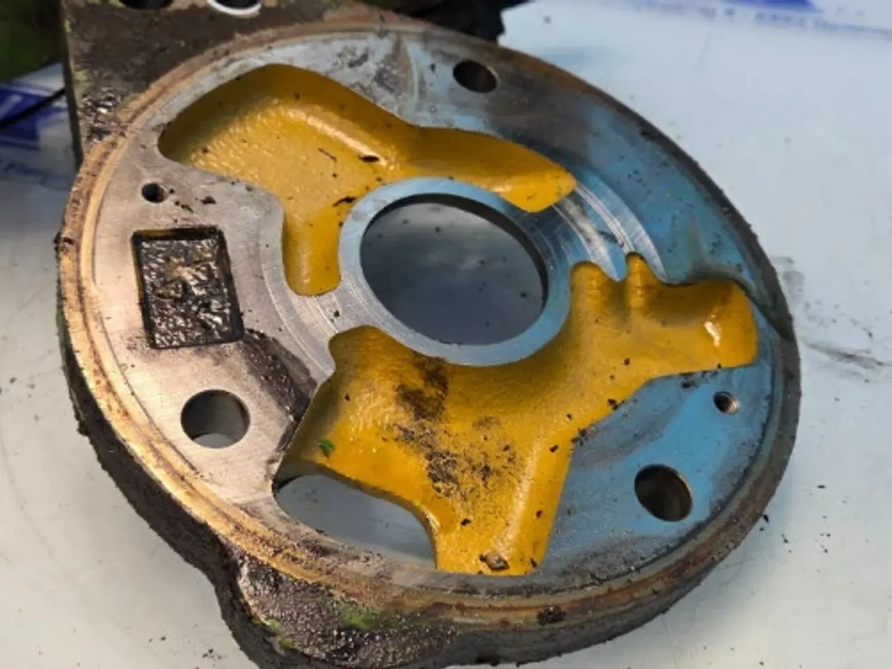 Billede 6 - John Deere 6300 Oliepumpe AL154091