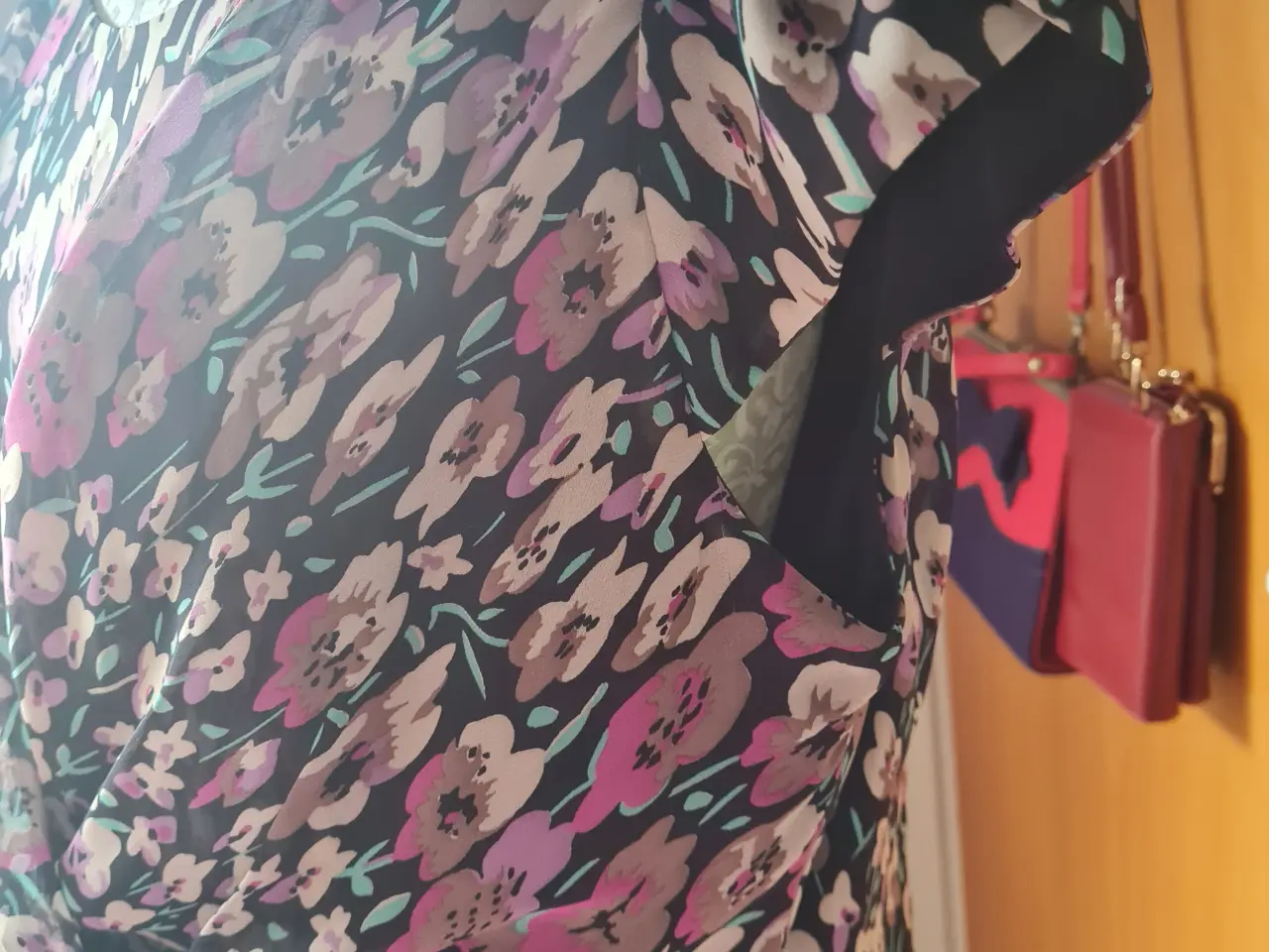 Billede 4 - Kjole str 42-44 M&S Peruna