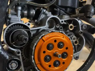 Søger motor med det hele samlet