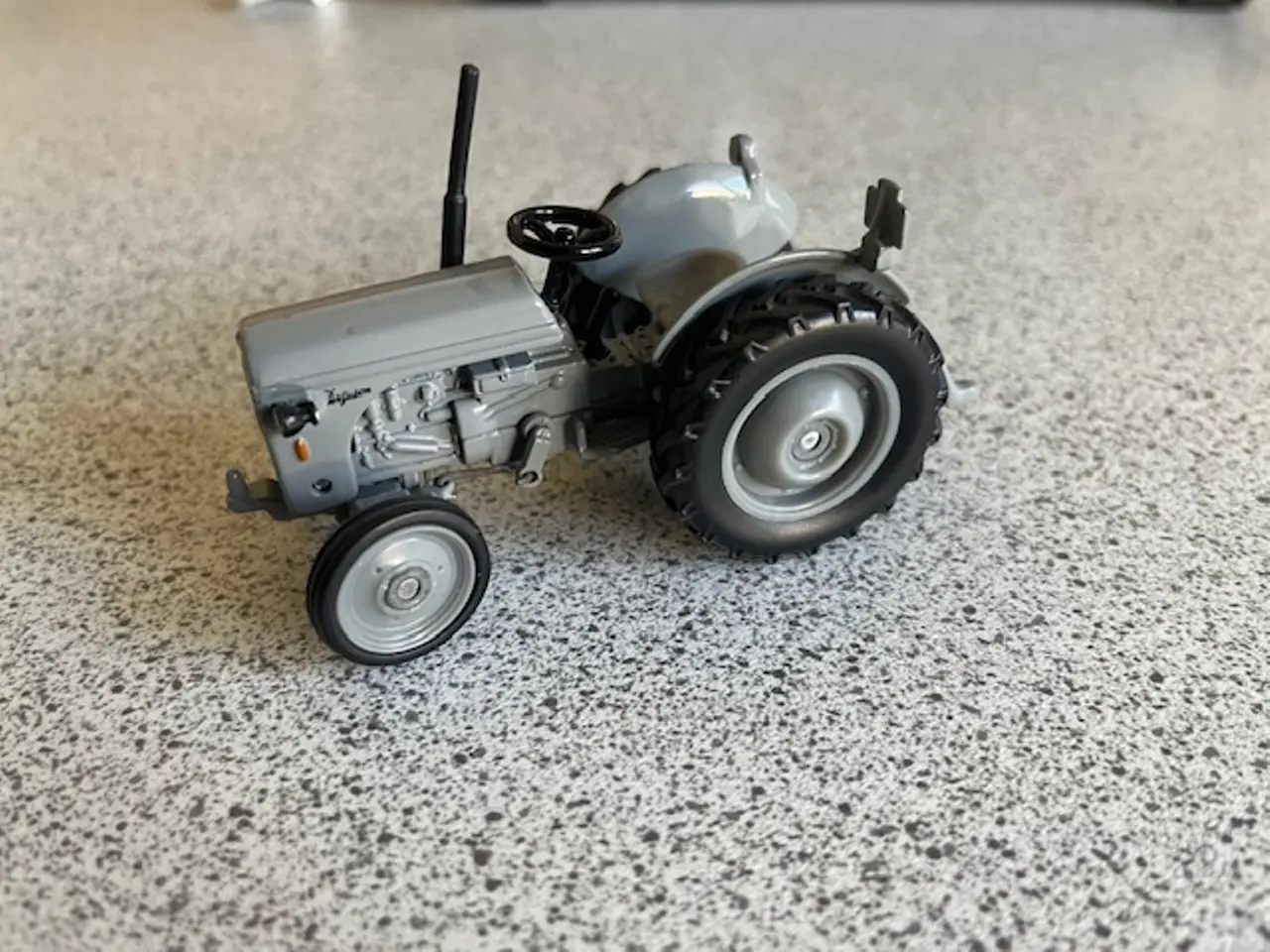 Billede 4 - Siku Massey Ferguson