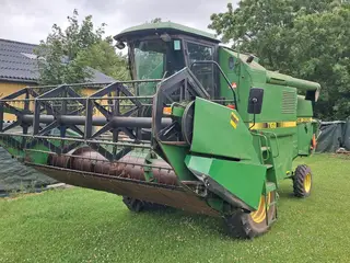 John Deere 1158