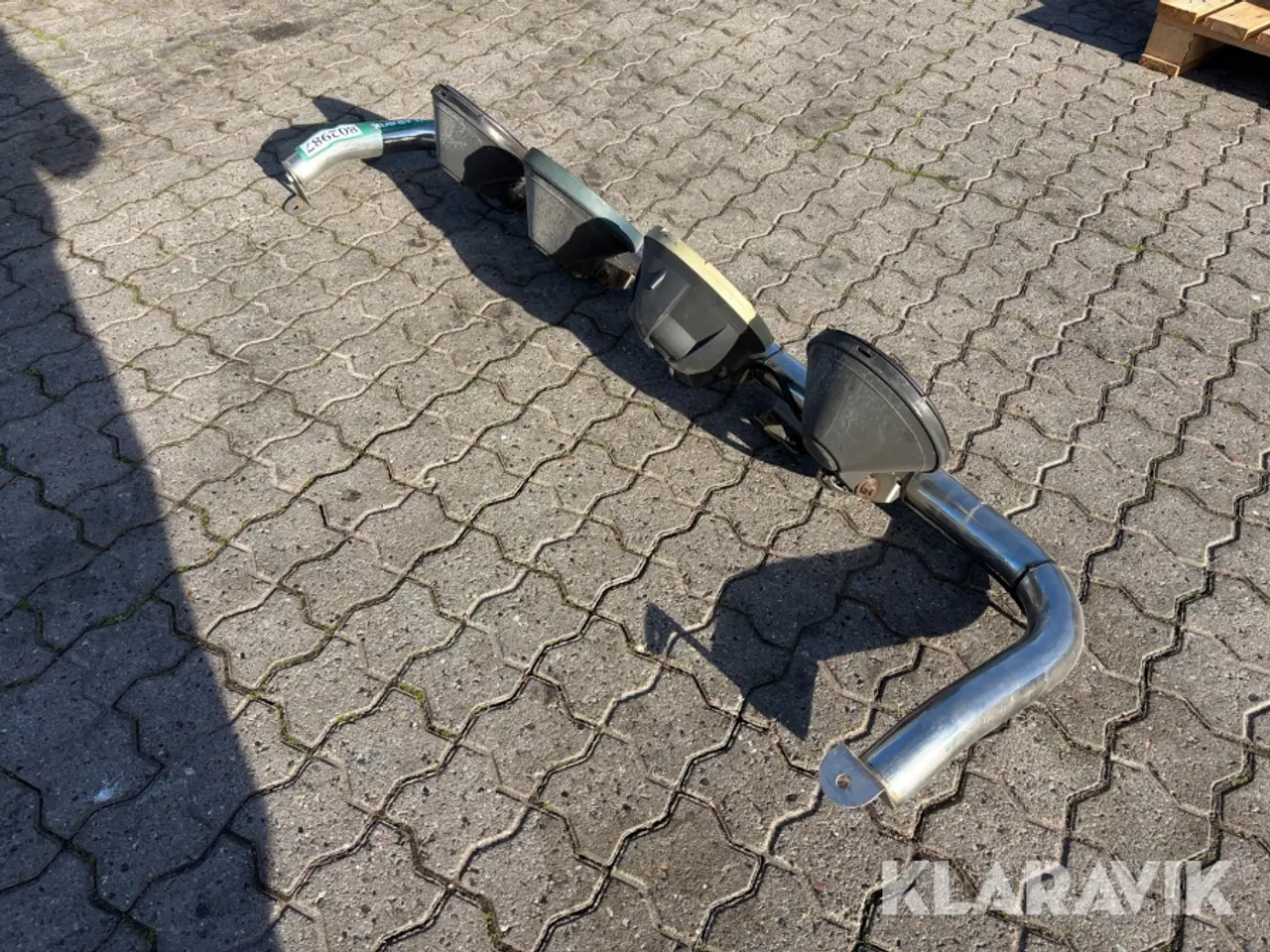 Billede 7 - Lygtebom med 4 fjernlygter.