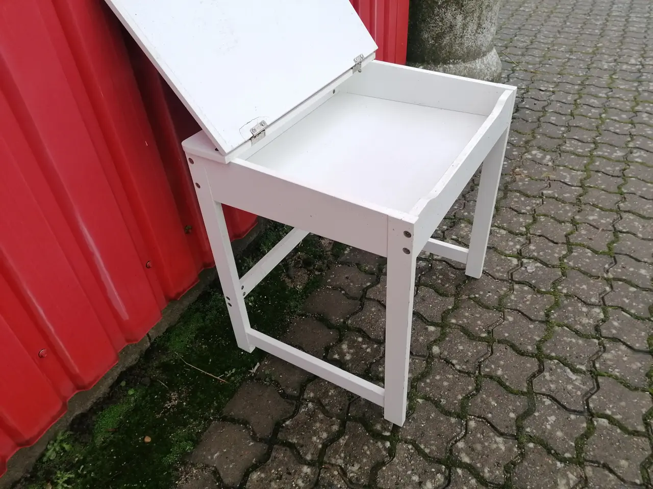 Billede 14 - Børneskrivebord / Skrivepult. ca. HxBxD 55x60x45