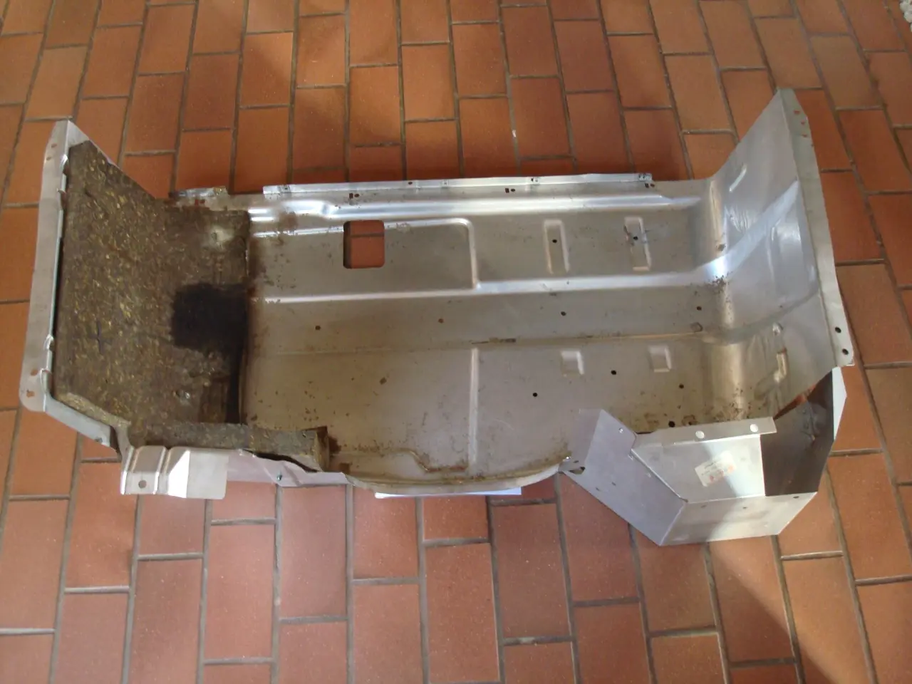 Billede 2 - Bundskjold VW Transporter T 3