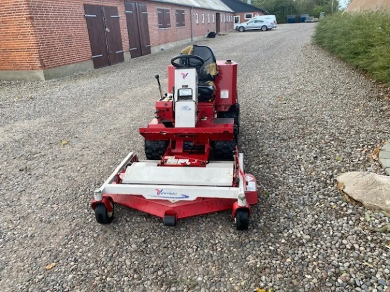 Billede 1 - Ventrac 3200