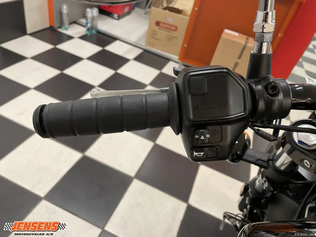 Billede 9 - Indian Scout Sixty Bobber