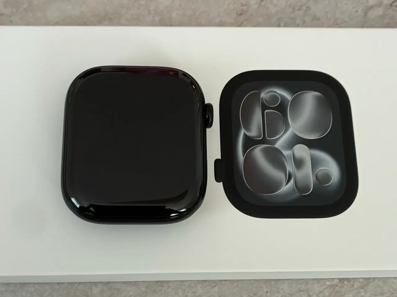 Billede 2 - Apple Watch Series 11 GPS 46 mm helt nyt