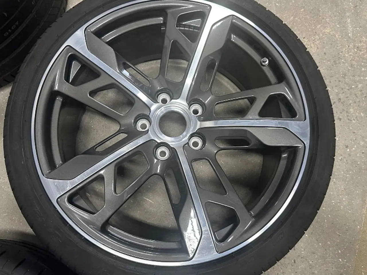 Billede 4 - Porsche Taycan Alu fælge Ubrugte