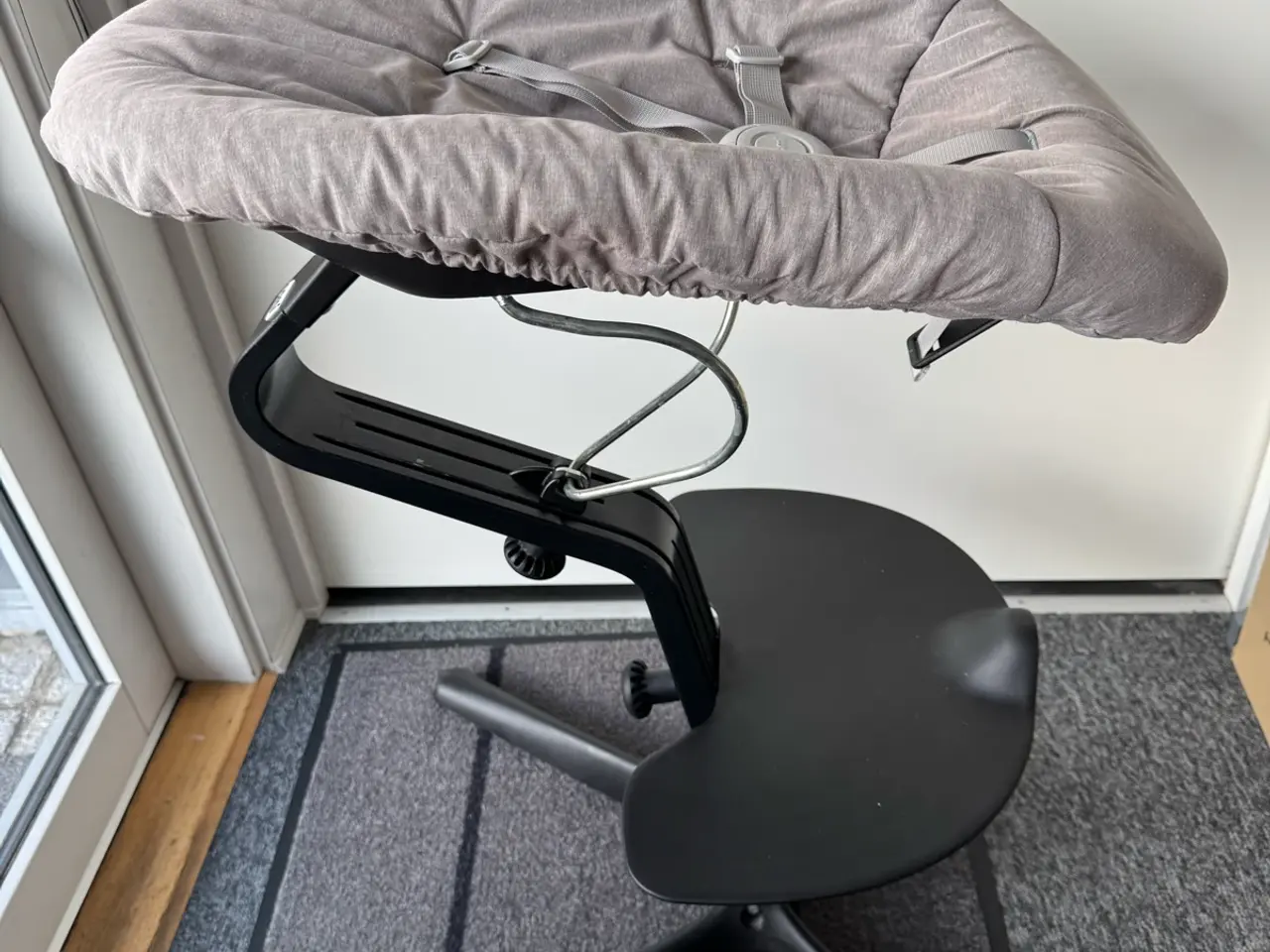Billede 13 - Stokke Nomi højstol sort