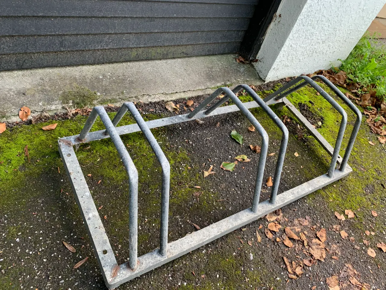Billede 1 - Cykelstativ til 3 cykler i god stand.
