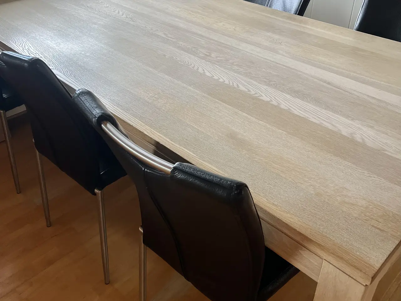 Billede 4 - Sæbebehandlet spisebord