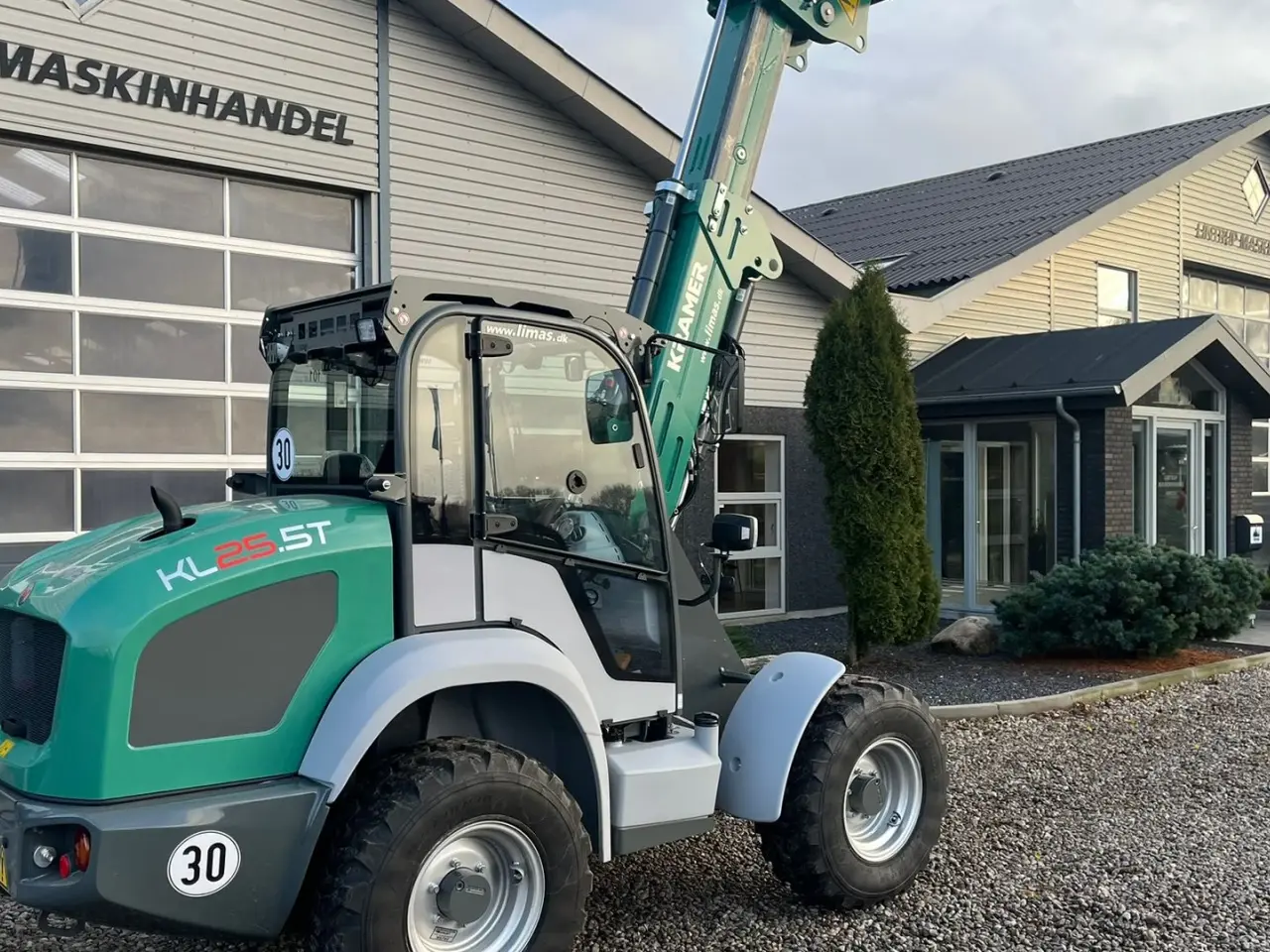 Billede 18 - Kramer KL25.5T TILBUD med redskabspakke, teleskoparm, så den har stor rækkevidde og fleksibilitet