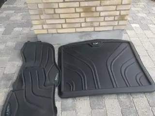 Måtter til BMW X1