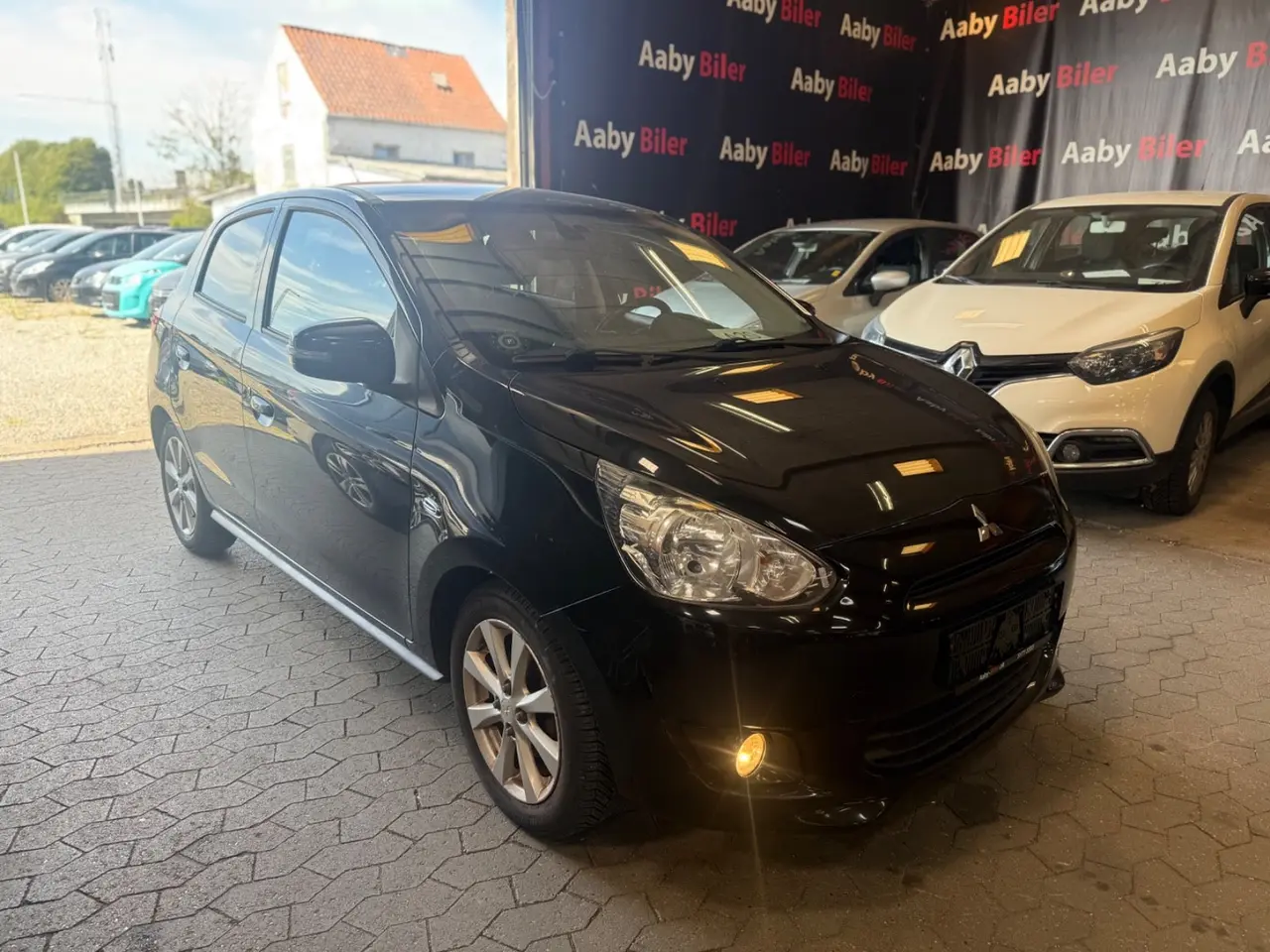 Billede 3 - Mitsubishi Space Star 1,2 Black & White
