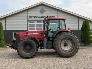 Case IH MX220 med den store 8.3 L Motor
