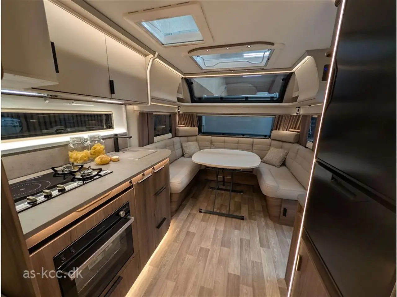 Billede 32 - 2027 - Kabe Royal 600 E TDL KS