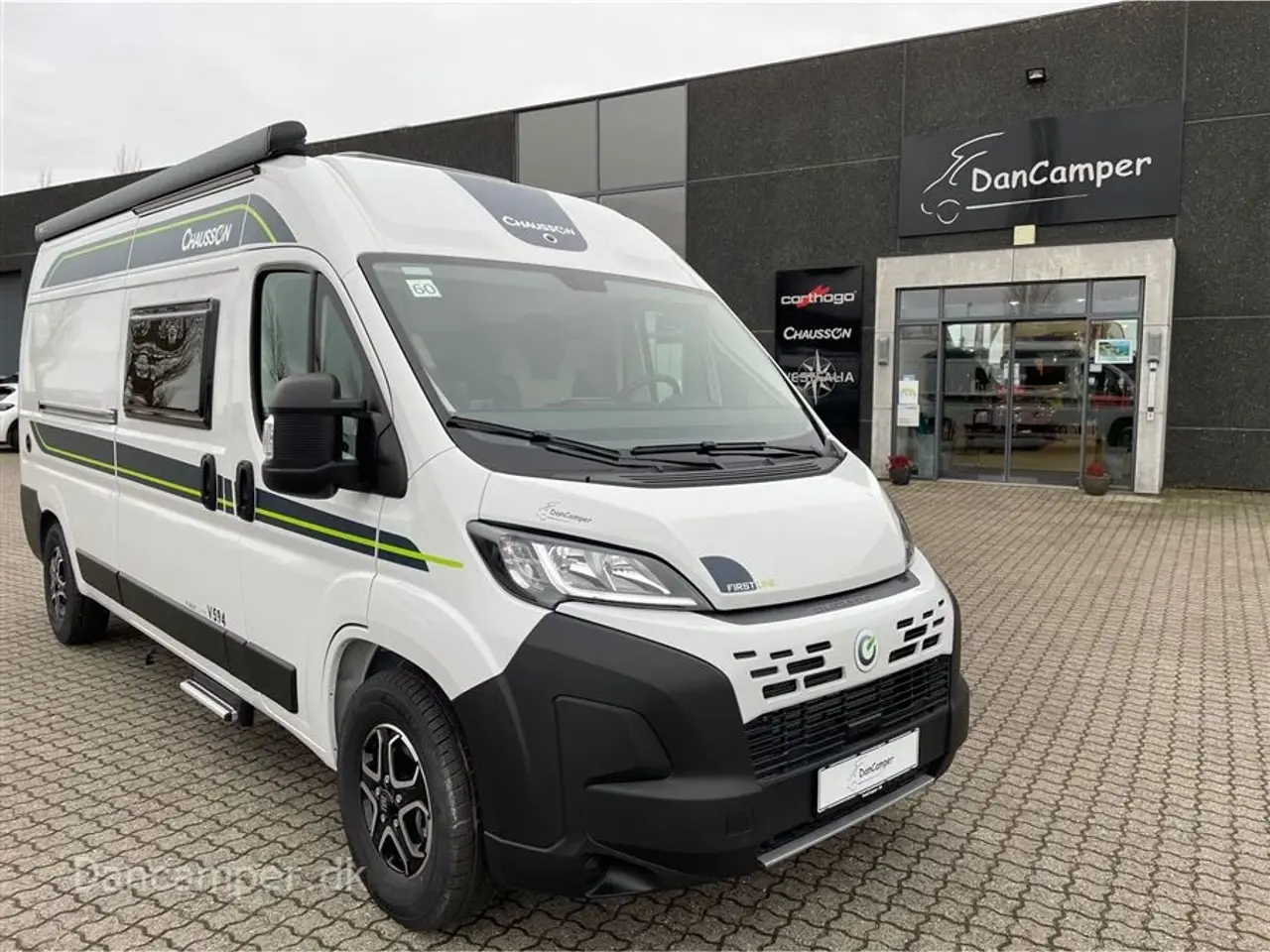 Billede 1 - 2026 - Chausson First Line V594 Super spændende, kort van med dobbeltsenge på tværs i bag. 2,2, L motor , 140 HK, solcelle, 8-trin aut m.m.