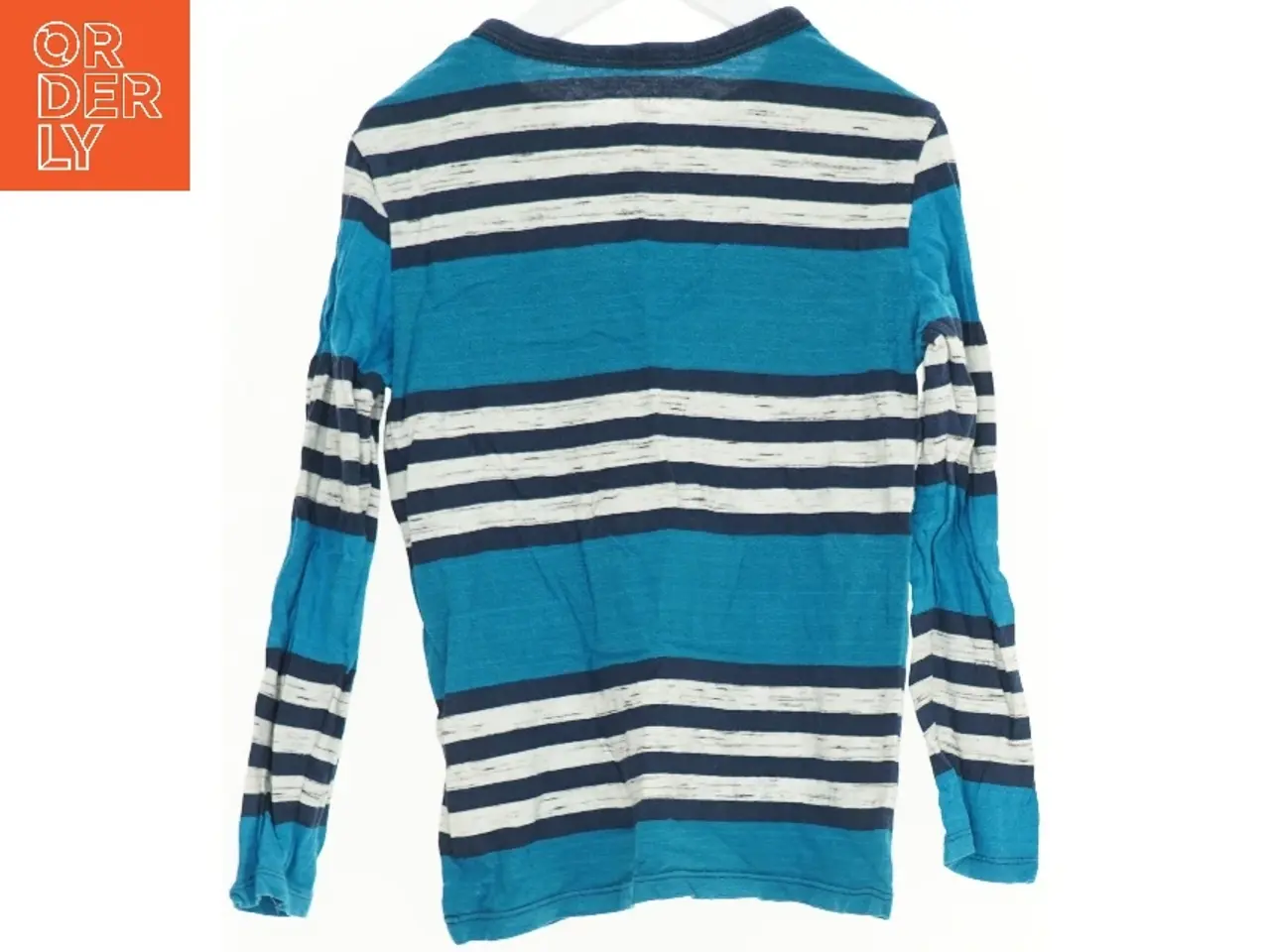 Billede 2 - Langærmet stribet bluse med lomme fra H&M (str. 128)