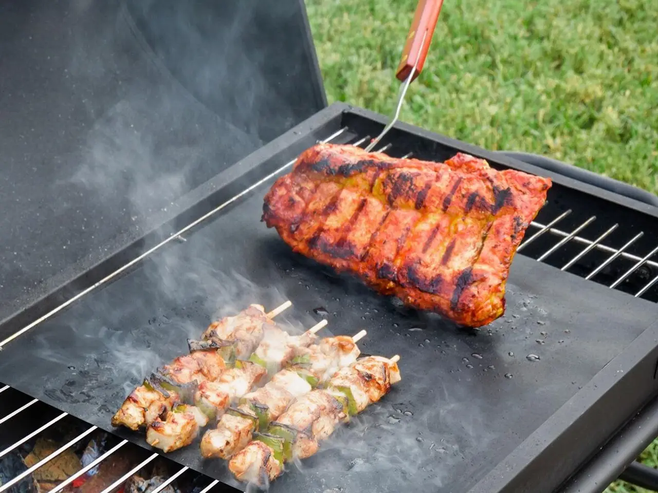 Billede 2 - Grillmåtte og ovnunderlag - 2 stk.