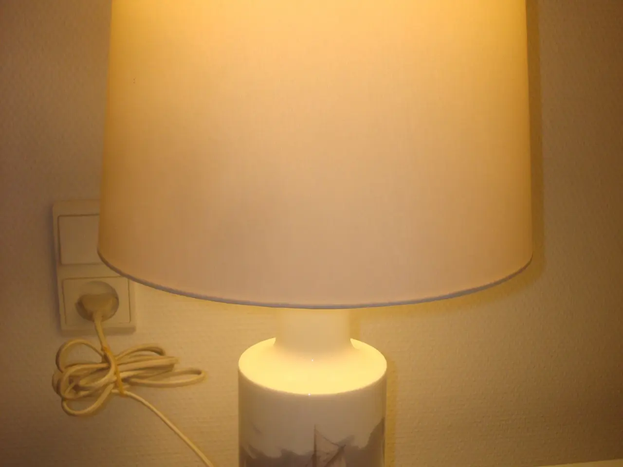 Billede 2 - KGL bordlampe m/sejlskib nr 4622, flot