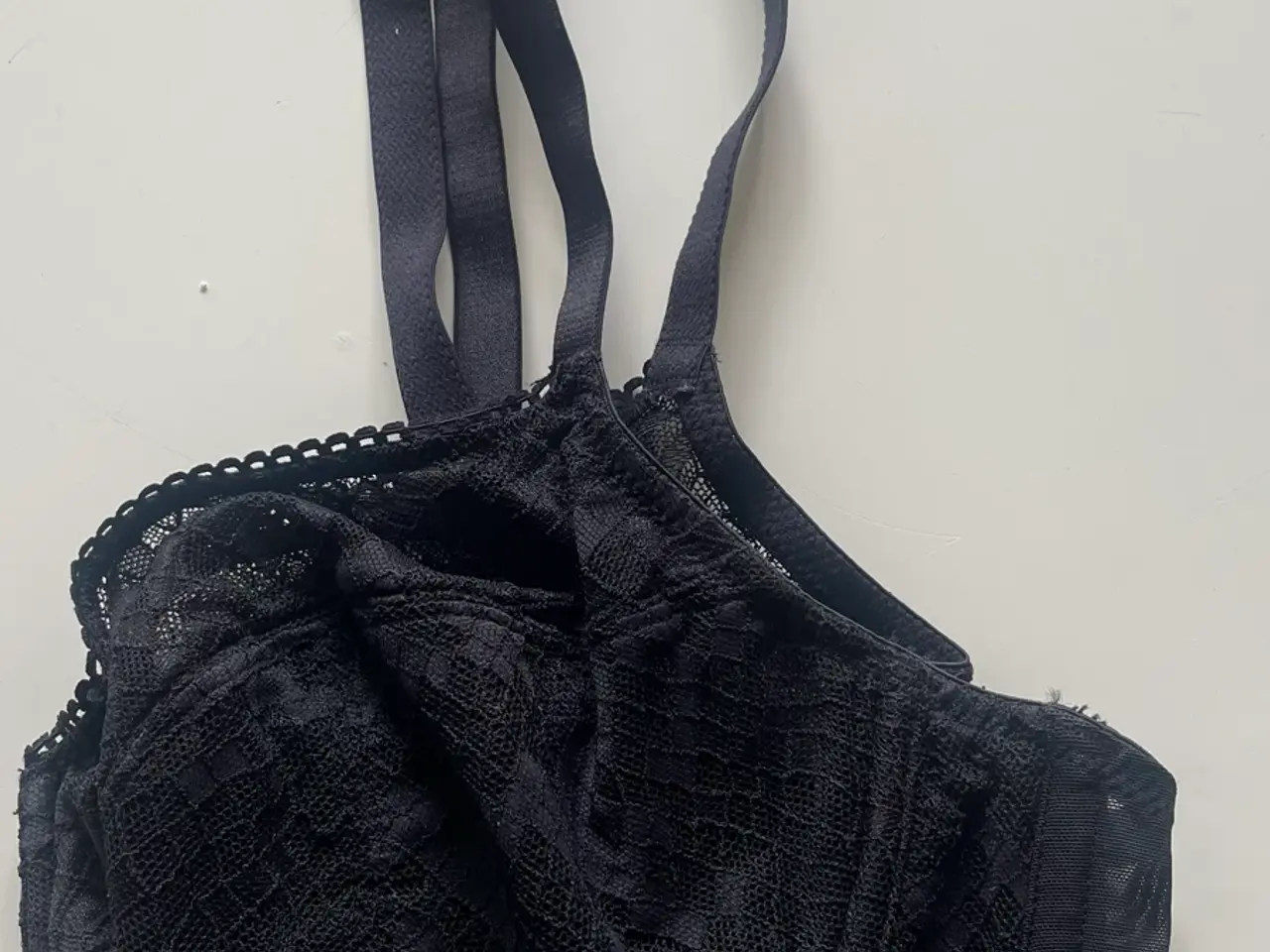 Billede 3 - Smuk sort blonde-bh fra Dorina Str. 85C