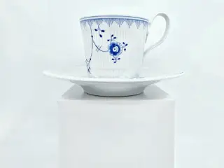 Royal Copenhagen Blå Elements Højhankskop nr. 093. sortering 1