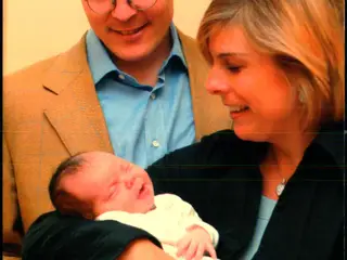 Prins Constantijn - Prinsesse Laurentien - Gravin Eloise - Holland - Hallmark 334 - Ubrugt