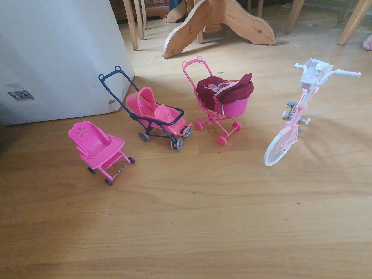Billede 5 - Barbie dukker m.m.