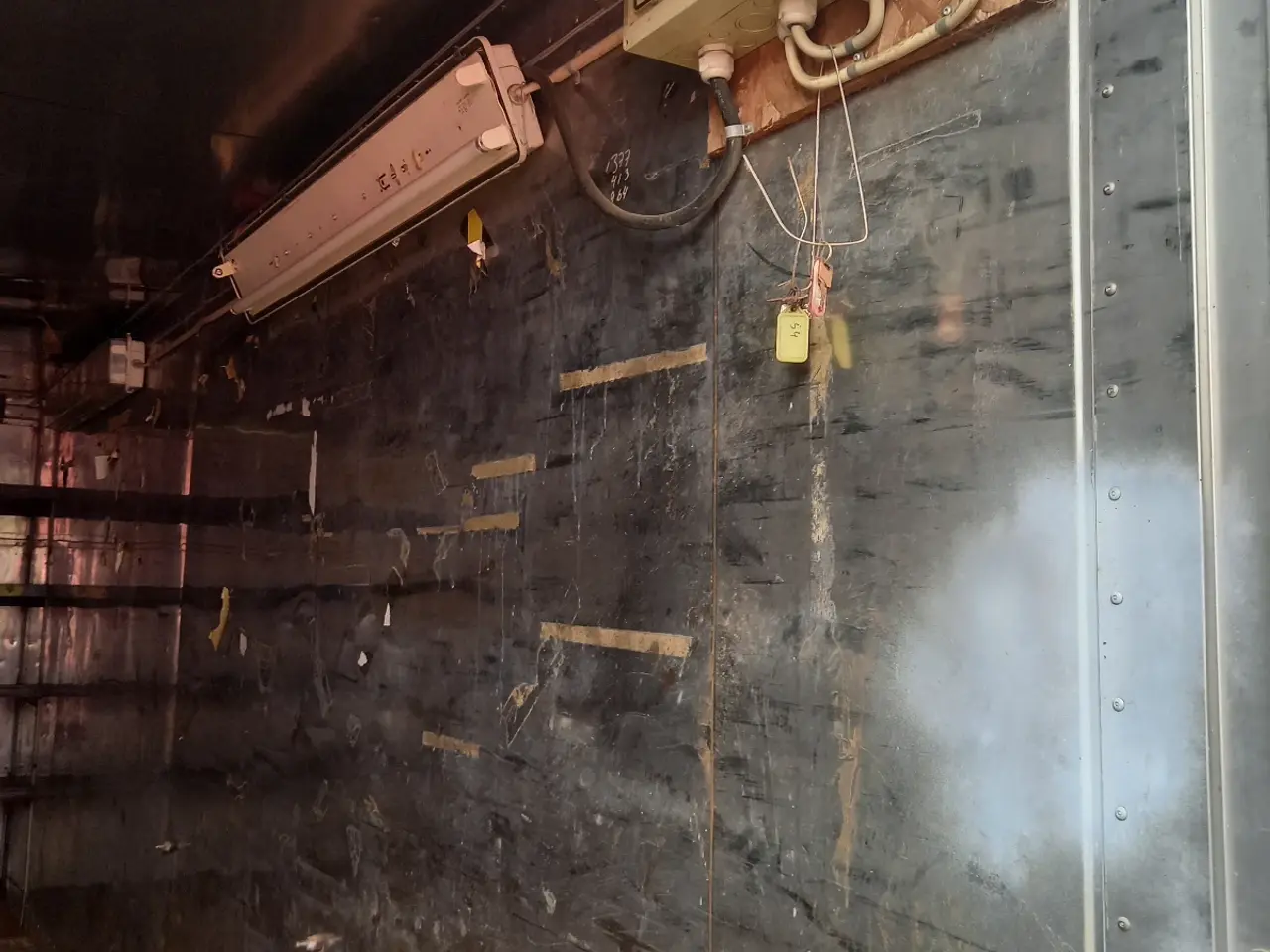 Billede 3 - 20 fods container isoleret