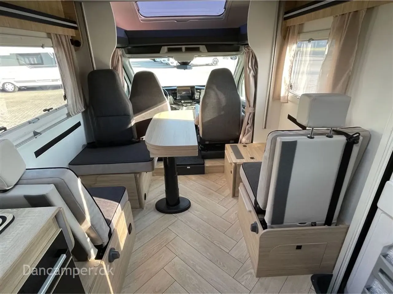 Billede 24 - 2026 - Chausson 720 Titanium